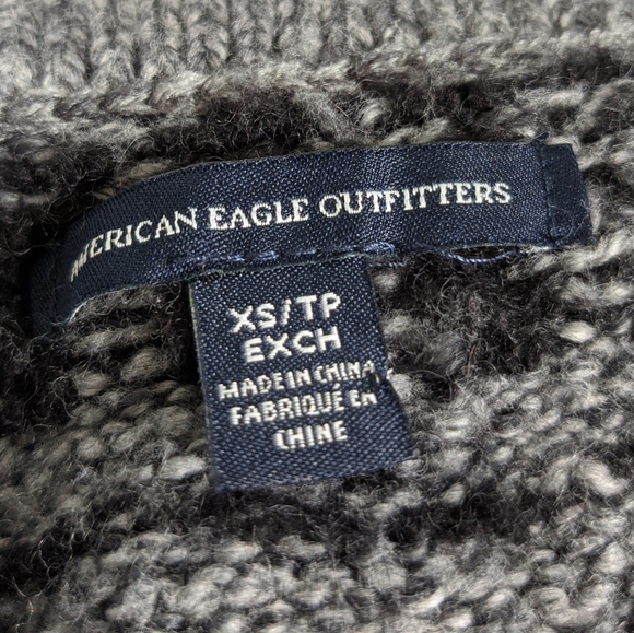 American Eagle Oversized Knit Sweater - Picture 3 of 5